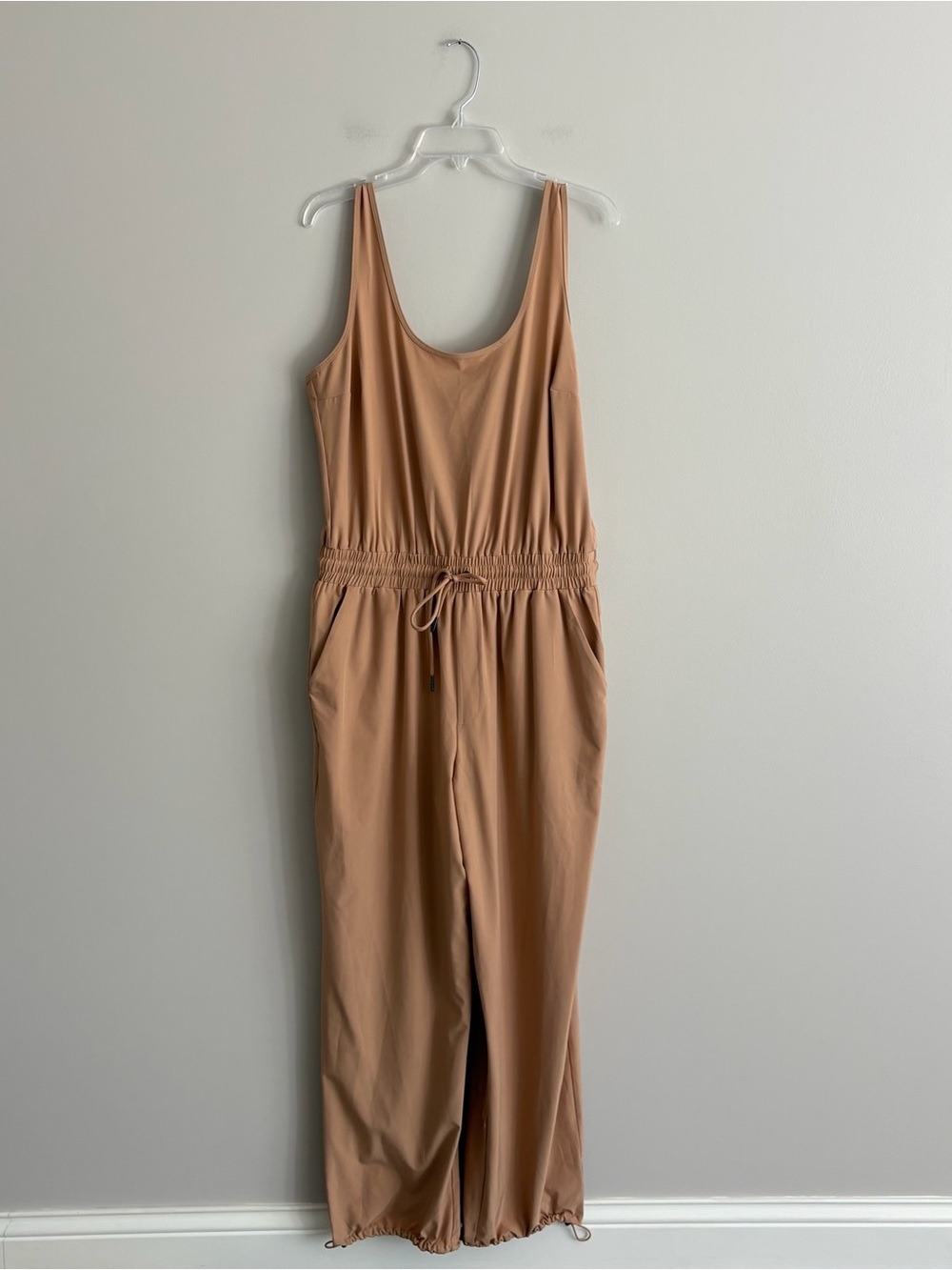 Abercrombie & Fitch Sleeveless Drawstring Jumpsuit in Camel Brown Size LT
